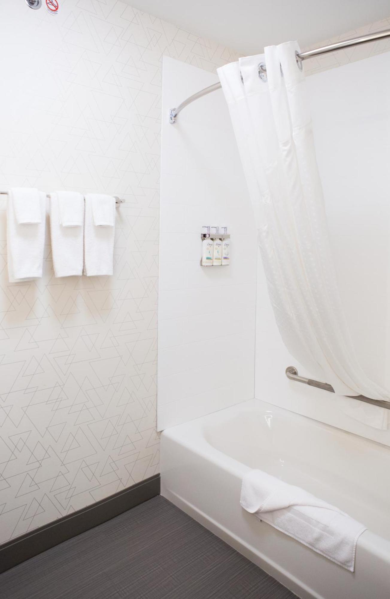 Holiday Inn Express & Suites Prince Albert - South By Ihg Eksteriør bilde